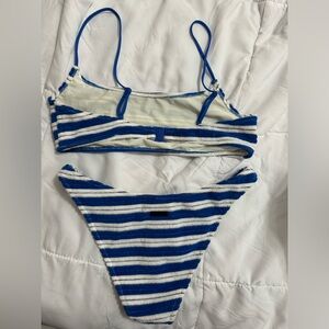TRIANGL bikini - New without tags. Size Medium